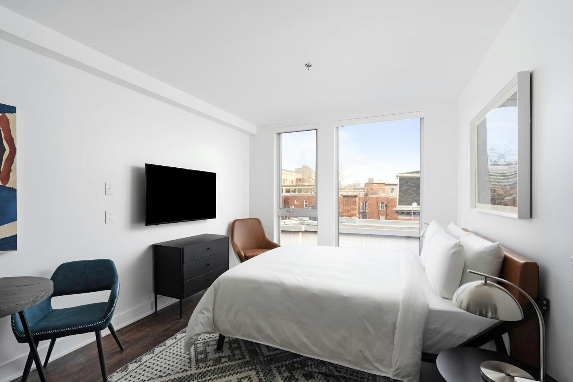 Sonder By Marriott Bonvoy Gare Saint Denis Apartments Downtown - Montreal — Photos 3
